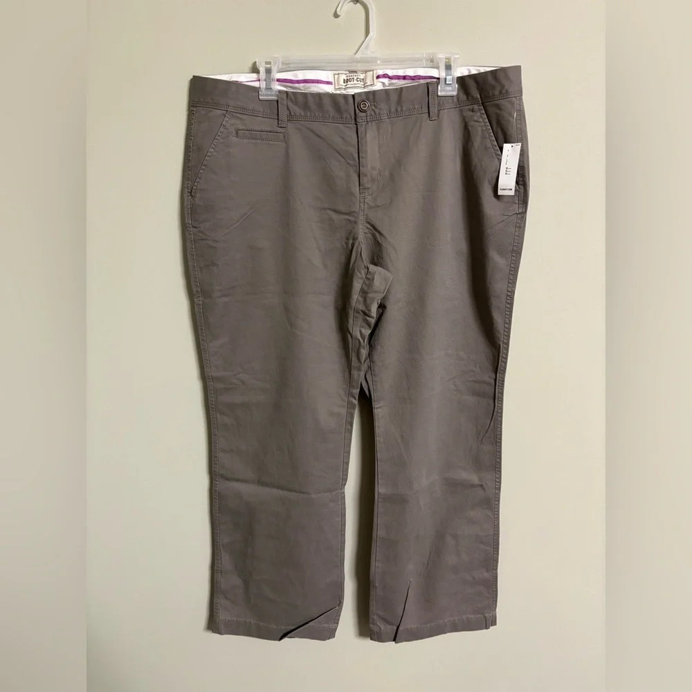 Old Navy Women's Perfect Boot Cut Khaki Pants Size 16 Petite New High Rise NWT
